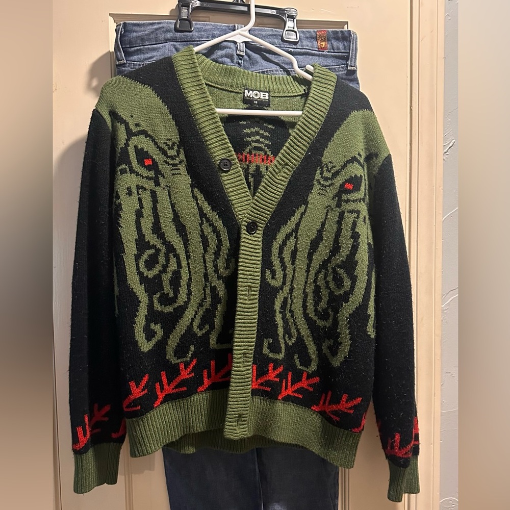 Cthulhu middle of beyond Halloween dark holiday cardigan size XS small